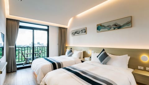 Elite Quadruple Room, Balcony, Sea View | Premium bedding, down comforters, in-room safe, blackout drapes