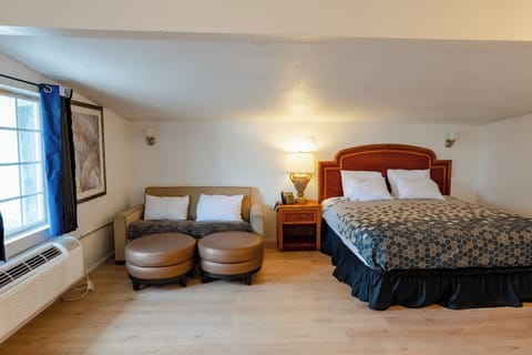 Room | Iron/ironing board, free WiFi