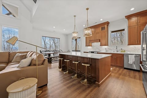 fully stocked kitchen
