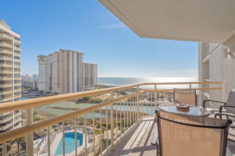 Balcony View!
