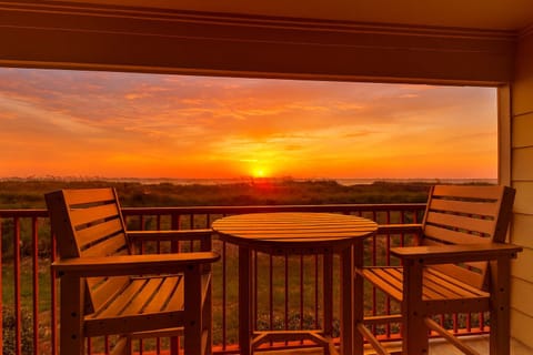 Impossible to beat views like this. Don't miss your chance to enjoy it!