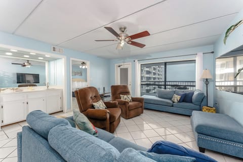 Welcome to an incredible island hideaway on South Padre Island! You and your family will love Saida Towers!