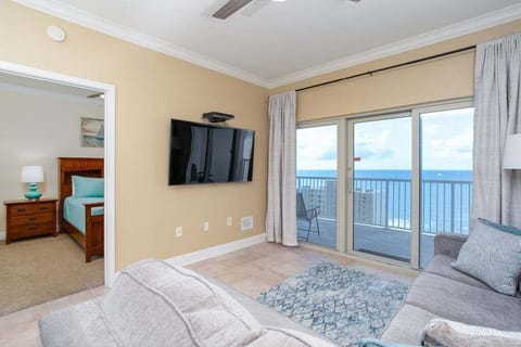 Crystal Tower 1207. 2 Bedroom 2 Bathroom. Unit Sleeps 6. Managed by Island Rentals
