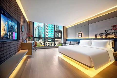Business Double Room | Egyptian cotton sheets, premium bedding, down comforters, pillowtop beds