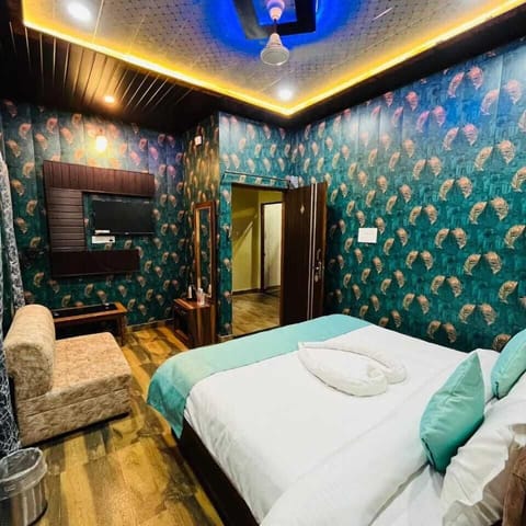 Basic Double Room | Free WiFi