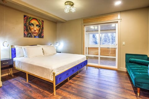 King sized bed
