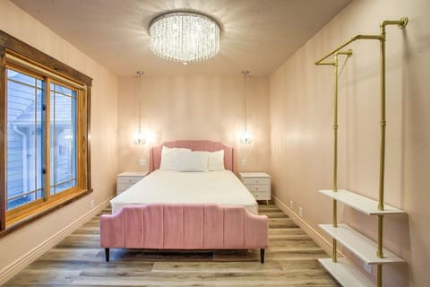 Princess suite with queen bed.