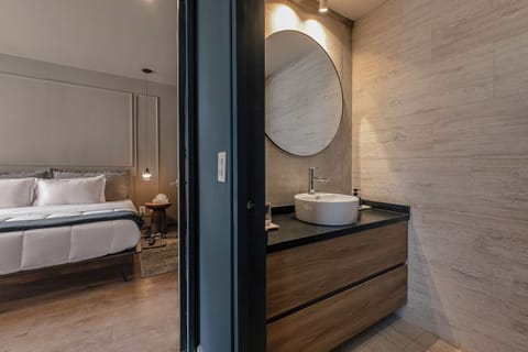 Luxury Apartment, Balcony, City View | Bathroom | Heated floors