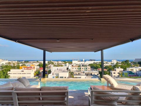 Common Rooftop Pool