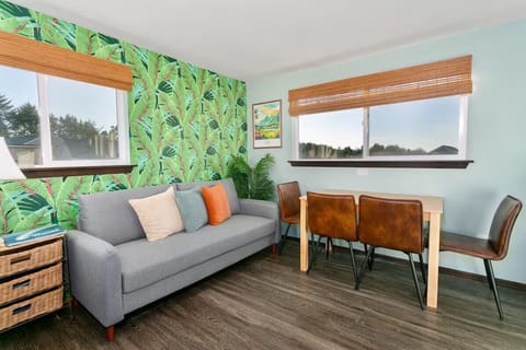 Cozy seating with cheerful, modern style