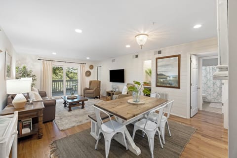 Welcome to 2016 Marsh Walk Villa!