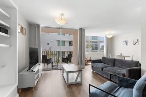 Apartment, Balcony | Living room | Flat-screen TV