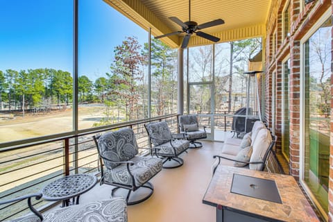Hot Springs Village Vacation Rental | 4BR | 2.5BA | 1 Step to Enter