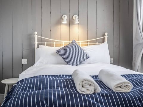 99aaec04-fdab-469d-8eda-9422f1ef72fb