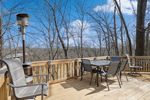 House, 4 Bedrooms | Outdoor dining