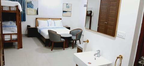 Premium Room | Desk, free WiFi, bed sheets
