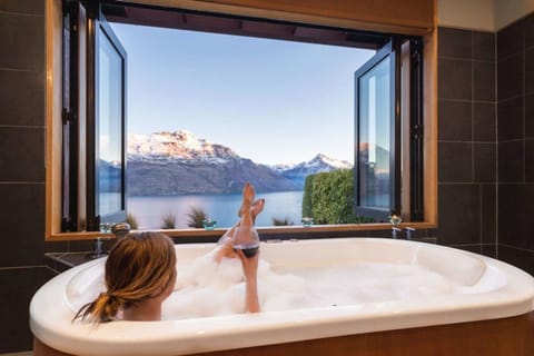 Luxury Double Villa, 1 Bedroom, Jetted Tub, Lake View | Bathroom | Separate tub and shower, jetted tub, rainfall showerhead, hair dryer