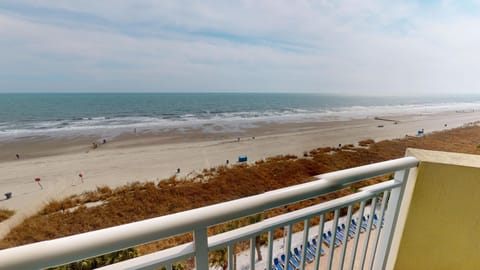 Oceanfront Balcony - Enjoy breathtaking oceanfront views from the private 7th-floor balcony. Relax with the sound of the waves and take in stunning sunrises over the Atlantic.