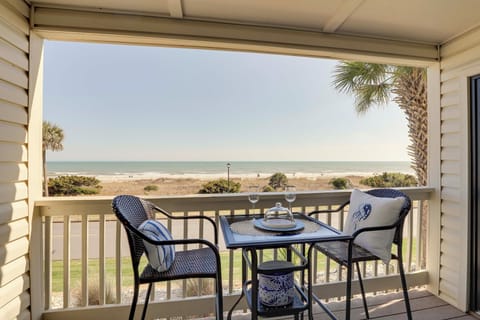 Myrtle Beach Vacation Rental | 2BR | 2BA | 850 Sq Ft | 7 Steps to Enter