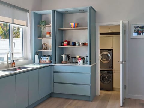 Fridge, dishwasher, electric kettle, toaster