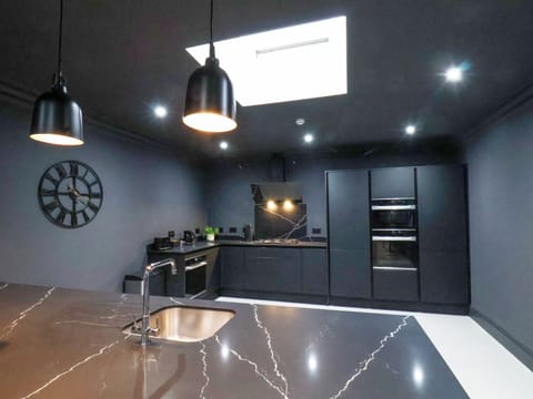 Fridge, dishwasher, electric kettle, toaster