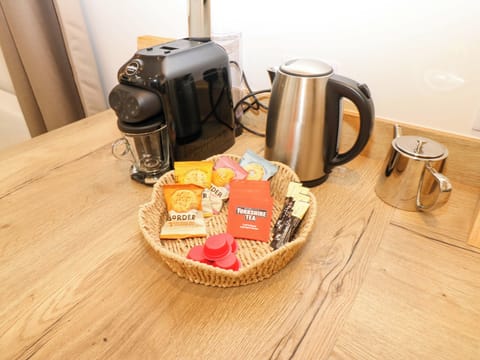 Cottage | Coffee and/or coffee maker