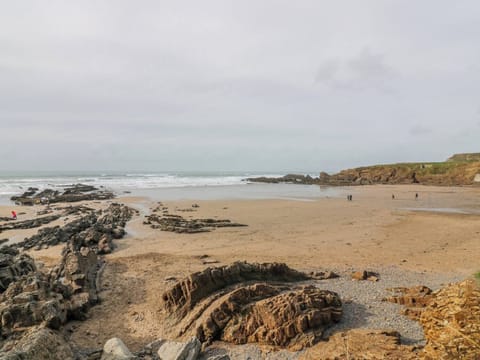 Cottage | Beach