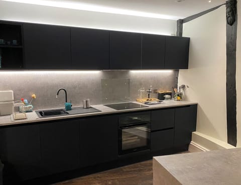 Fridge, dishwasher, electric kettle, toaster