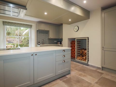 Fridge, dishwasher, electric kettle, toaster