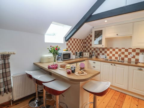 Fridge, dishwasher, electric kettle, toaster