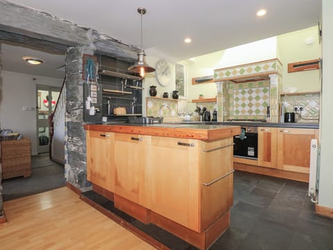 Fridge, dishwasher, electric kettle, toaster