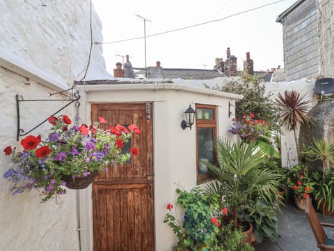 Cottage | Exterior detail