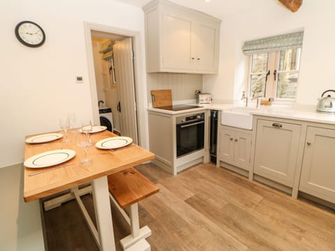 Fridge, dishwasher, electric kettle, toaster