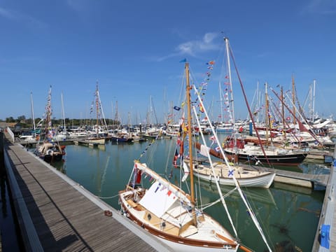 Cottage | Marina