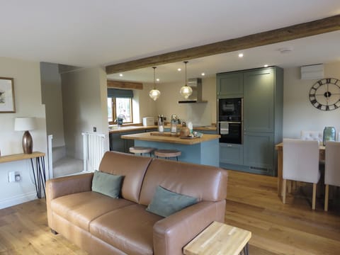 Cottage | Living area