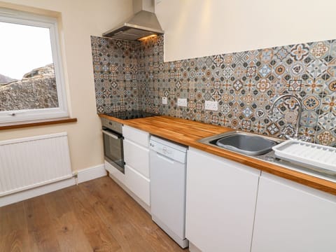 Fridge, dishwasher, electric kettle, toaster