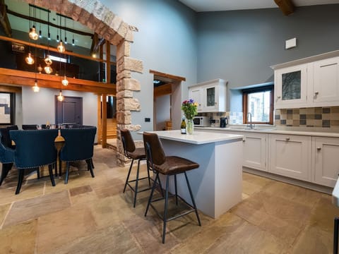 Fridge, dishwasher, cookware/dishes/utensils