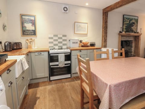 Fridge, dishwasher, electric kettle, toaster