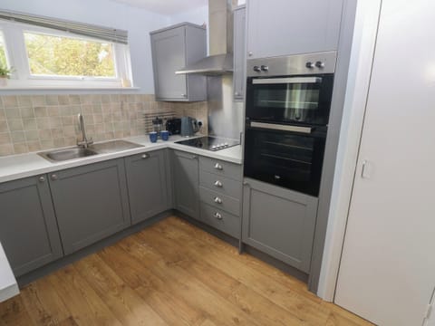 Fridge, dishwasher, electric kettle, toaster