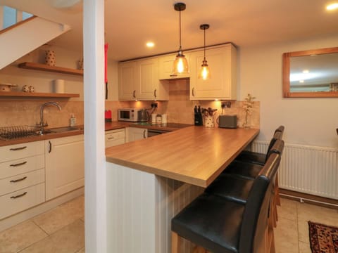 Fridge, dishwasher, electric kettle, toaster