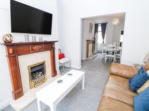 Cottage | Living area