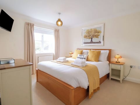 3 bedrooms, individually decorated, individually furnished, free WiFi