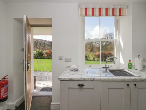 Fridge, dishwasher, electric kettle, toaster