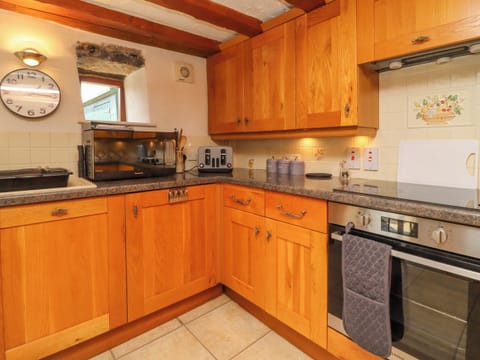 Fridge, dishwasher, electric kettle, toaster