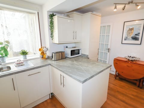 Fridge, dishwasher, electric kettle, toaster