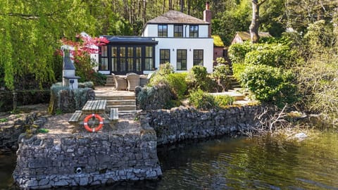 Cottage | Outdoor dining