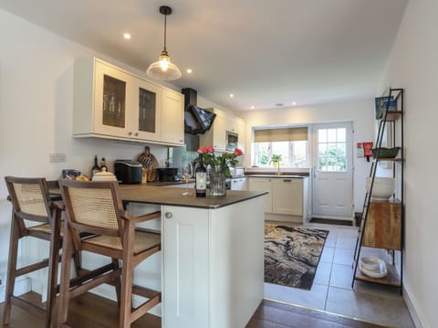 Fridge, dishwasher, electric kettle, toaster