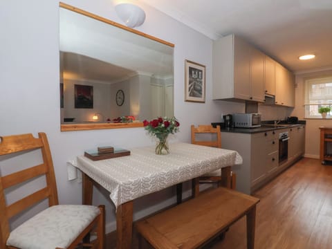 Fridge, dishwasher, electric kettle, toaster