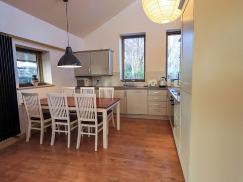 Fridge, dishwasher, electric kettle, toaster