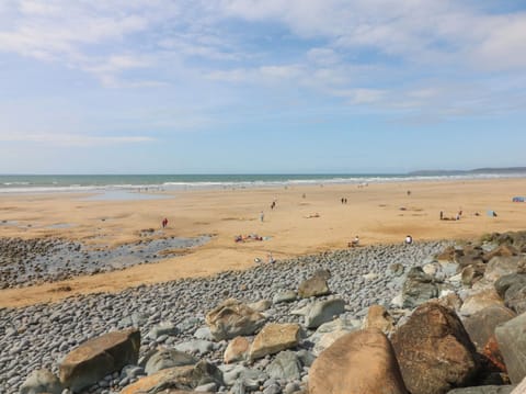 Cottage | Beach